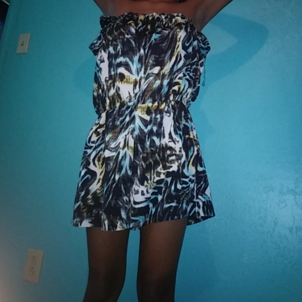 Wet seal romper